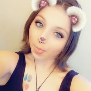 Meet your Posher, Deserey